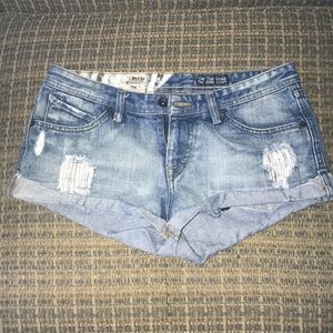 Volcom Shorts Size 5/27